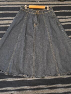 Women’s A-Line Denim Skirt in Dark Blue
